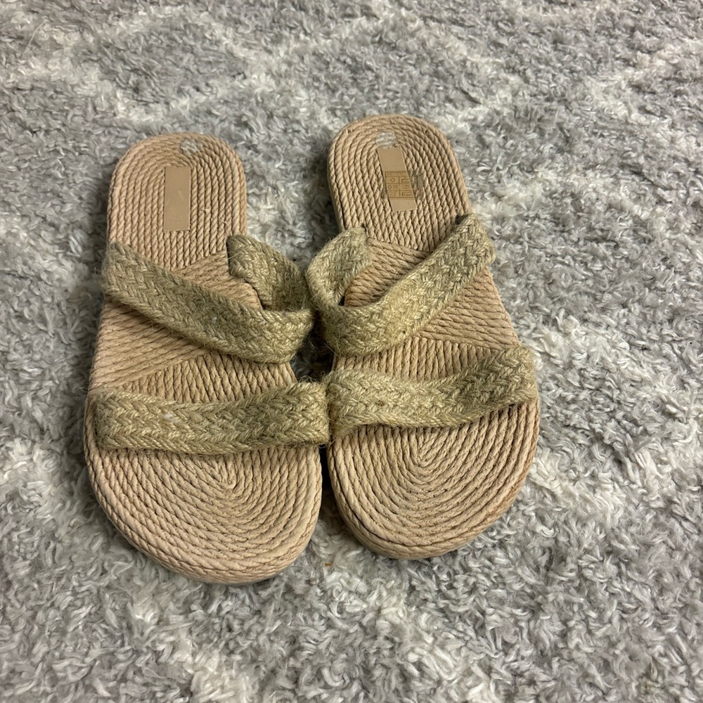 Stylish Tan Women's Sandals
